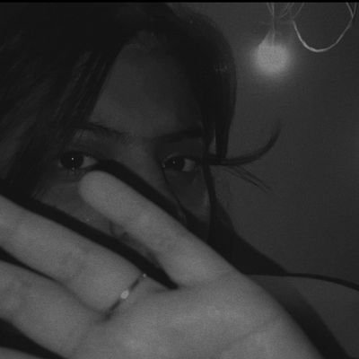 TanyaKhare19's profile picture. 