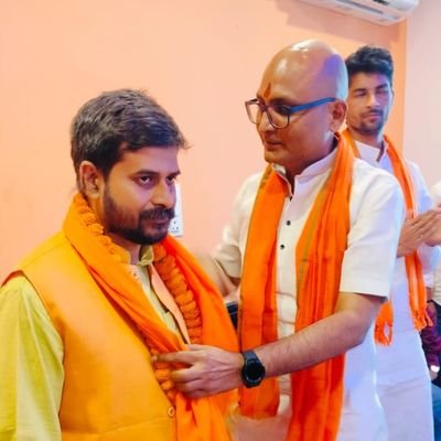जिलाध्यक्ष, भाजपा युवा मोर्चा, बक्सर
सदस्य, नेहरू युवा केन्द्र, बक्सर
Ex Member, DRUCC, दानापुर, पूर्व मध्य रेलवे
पूर्व प्रदेश कार्यसमिति सदस्य, भाजयुमो, बिहार