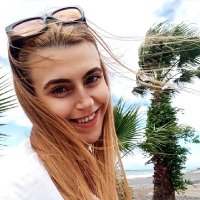 ᗰᗴᖇᐯᗴ''🌹 (@mervesurum) Twitter profile photo