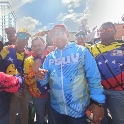 JorgMujica's profile picture. Pdte. del Movimiento Bolivariano Sindical Profesional de Transportistas en Venezuela. Con Bolívar, Chávez y Maduro ¡Vamos a Vencer!