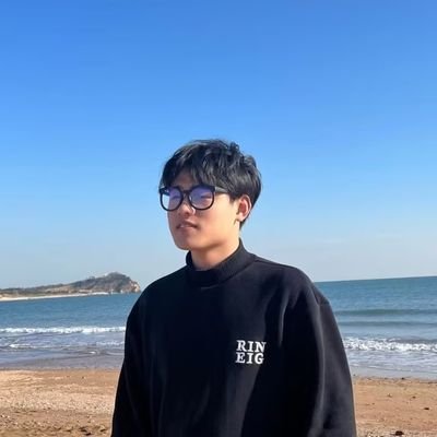 flip377767's profile picture. USA