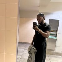 Elvis M (@elvizsss) 's Twitter Profile