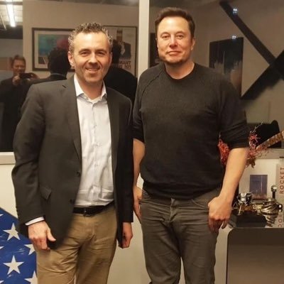 A loving father of 3, manager @tesla #MAGA #marketing