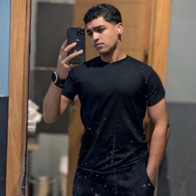 emissaouiaymane's profile picture. 𝐅𝐫𝐨𝐦 𝐭𝐡𝐞 𝐫𝐢𝐯𝐞𝐫 𝐭𝐨 𝐭𝐡𝐞 𝐬𝐞𝐚...🇵🇸  |  IG: @e.aymanee