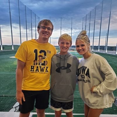 Husband and father of 3 fantastic kiddos! In spare time an Assistant Jr/Sr High School Administrator.