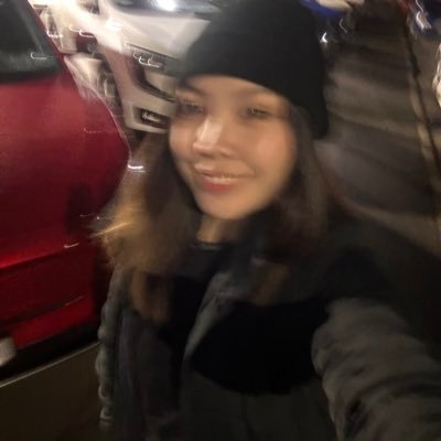 _shnsbrpna's profile picture. 시에나