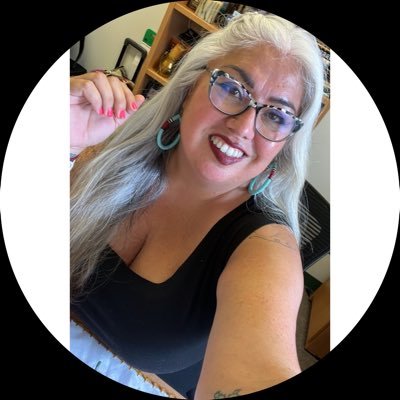 ❤n soul plantitas words music sports love. PhD,tenured profe, tía. journey = reward. feed ur soul. que nunca se me quite la esperanza. blessed. 🌞🌜🔥🌬💦🌽🇲🇽