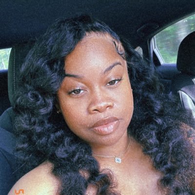 shortgirlkee's profile picture. 💟