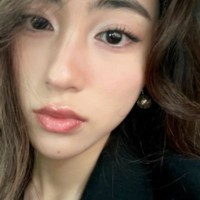 From Taiwan, immigrated to Florida, USA. Travel, run, do yoga, own a beauty shop. 🚫Pornographic, forwarding does not mean approval.