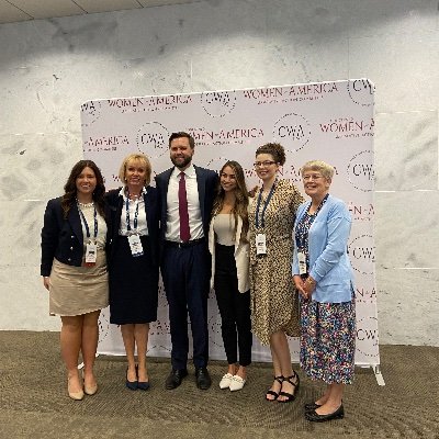 DittyWhitney's profile picture. 