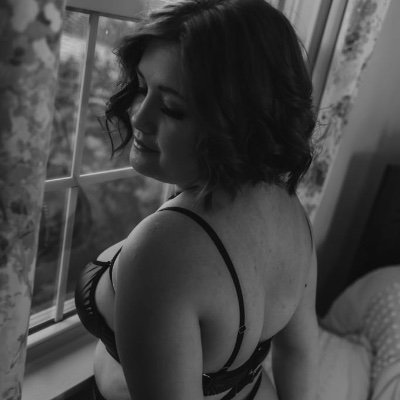 beautif07250095's profile picture. Come play with me😏😏 ask me where😘