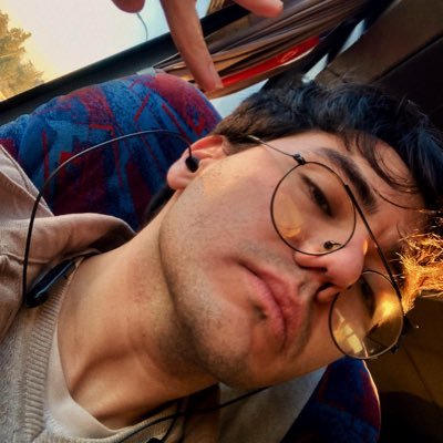 ocupo esto como diario de vida y para pelear con gente en internet, estudio ing. en biotecnología • 28 • él/elle 🏳️🌈 ig: catastrophicblue.s