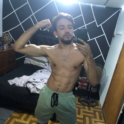 ldam09's profile picture. Venezolano / 25 years old / 🏳️‍🌈 / Capricorn / 🐱