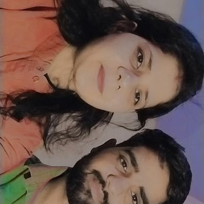 e1sharm's profile picture. कद बढ़ा नहीं करते, ऐड़ियां उठाने से
ऊंचाईया तो मिलती हैं, सर झुकाने से।