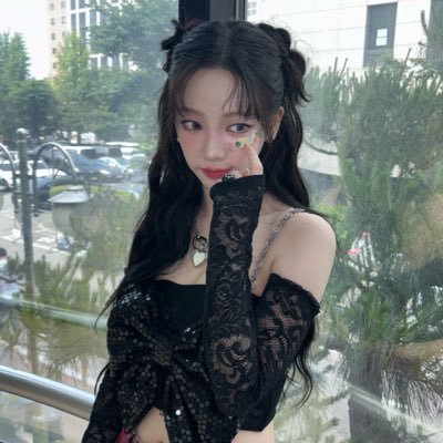 rp_krns2's profile picture. 💙🌙⭐️🦋@aespa_official   briize:@wnbn_nya