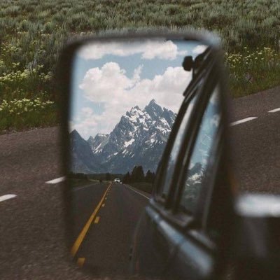 A4DHA's profile picture. “Ni lobo acostado consigue su tajada, ni hombre que duerme, victoria” 🍀💚