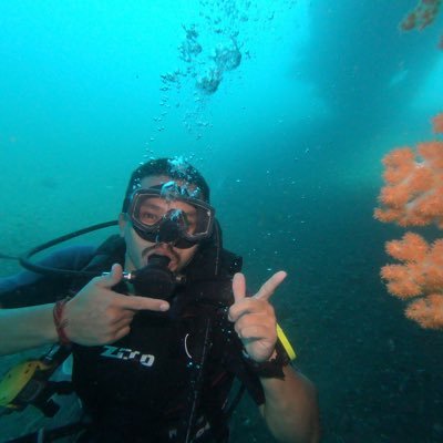 NPG10's profile picture. ⚽️🏍🧘🏽‍♂️🎼🌏