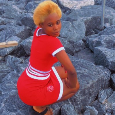 Miriam875080782's profile picture. 