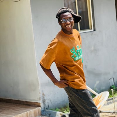 ileri_03's profile picture. 