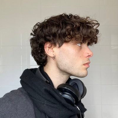 miguraco's profile picture. inquieto, mas vai-se andando