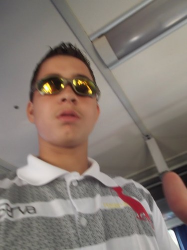 Examina bem os teus pensamentos, e se os vires puros, puro será também o seu coraçao ''  (y)