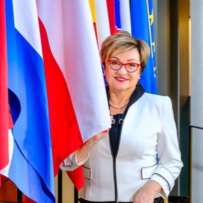Posłanka do Parlamentu Europejskiego X kadencji @EPP_PL, @Platforma_org. Wcześniej Posłanka na Sejm RP (2007-2024).