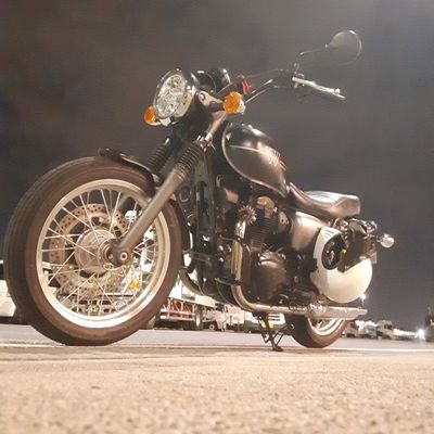 fujiplus55's profile picture. W800ストリートとゴリラ、アクシストリートにてバイクライフを楽しんでおります！たまたま全部空冷です！宜しくどうぞ！