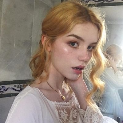 kelsey_alv36213's profile picture. Growing through self-awareness.