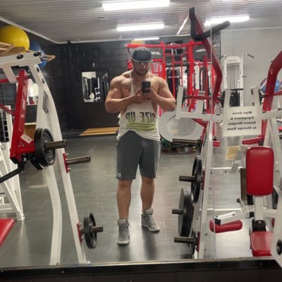 _AlexanderMike_'s profile picture. KY. Airplane Mechanic ✈️🔥