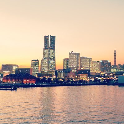 KAZU081357071's profile picture. 風景、夜景、花🌼などを撮っています。ポートレートもたまに撮影します。ガジェット🎛️好き。使用している写真機材と写真編集用機材は記事をご覧ください。