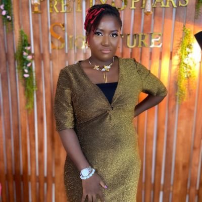 MoAmiee's profile picture. Allah's fav!💯✌🏾 |Blackie😚| Yuppy Dee🥰| A Simi lover 🤘🏾❤️| Daddy's girl 😌