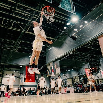 Ryderbradley3's profile picture. 6’2/ Guard/ Leander High school /co’ 2025 /1st Team All District 25-5A/ offensive mvp/GPA:4.0/with @asak_nation/512-902-9165 📱