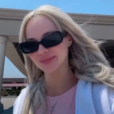 MiroslavMu17183's profile picture. 