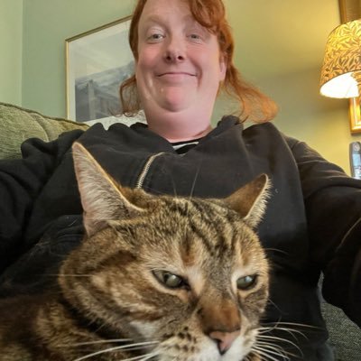 Content Designer. Tweets about content design, mental health, politics and 90’s pop. Cycling newbie. B-list at Capital.