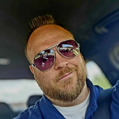 Official Twitter of Showboats || Owner of #URLOVED Movement || Kick Streamer || Twitch Streamer || https://t.co/Yy46SrlQkB