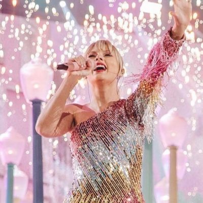 lyrathebolter13's profile picture. 🩵 27 | addicted to the “if only” 🩵