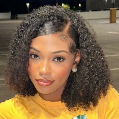 Florida A&M University Alumna | University of South Florida Alumna | Insta: @vanna_freeman ⭐️