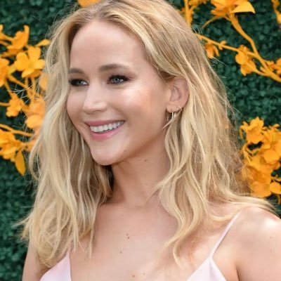 Jennifer___law's profile picture. Actress. Queen 👸. 🎬🖤.