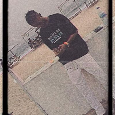 Iam_Zenorichie's profile picture. Too caring kz
Old account got hacked
Please add me up 
Real Madrid fc