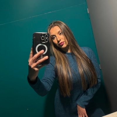 FlorGBD's profile picture. Profesora de Danzas Árabes - Bollywood Dance.


   🌙  𝓛𝓮𝔂𝓵𝓪 🌙