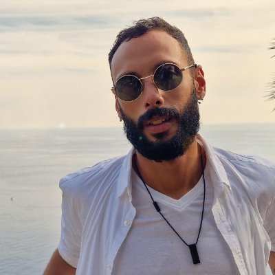 xixerone_en's profile picture. 