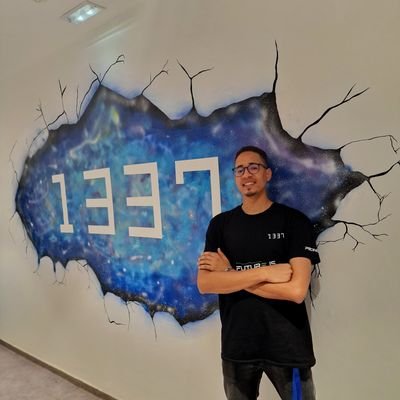 Ba7mou's profile picture. Student @1337FIL Future Is Loading 💻🎩;
Data Science Research 📈📊;
Software engineer 👨‍💻;