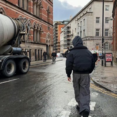 midudsh196406's profile picture. 