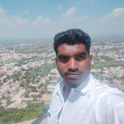 Sureshselvara's profile picture. 