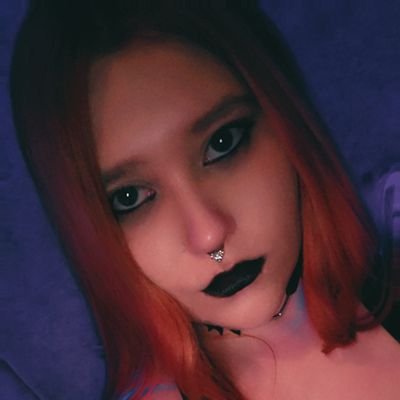 Cassandra. 29. 💫
Slytherin. 🐍💚
✨️ Tom Marvolo Riddle. ✨️