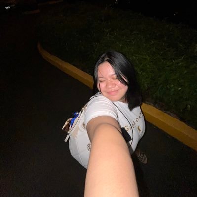 _jnnyrslb's profile picture. What's rest?