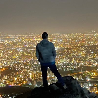 چیزایی که به ذهنم میاد رو مینویسم، بد و خوبش به خودم مربوطه، هرچی هم ریتوئیت کردم یعنی خوشم اومده، تامام