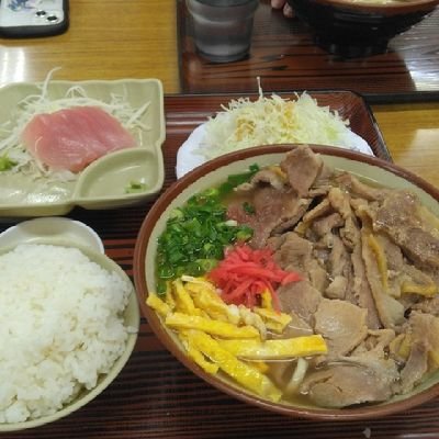 8nOtVSARUa12444's profile picture. 