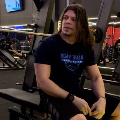 TadeuBernacchi's profile picture. Basquete (Boston Celtics), churrasco, cerveja. Também leio alguma coisa e assisto filmes e seriados de vez em quando. Vai Corinthians! - Be water my friend 💪