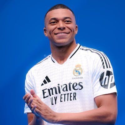 youngkesh173's profile picture. Real Madrid fan 🤍⚽️🇪🇸| Movie lover | Lone wolf
